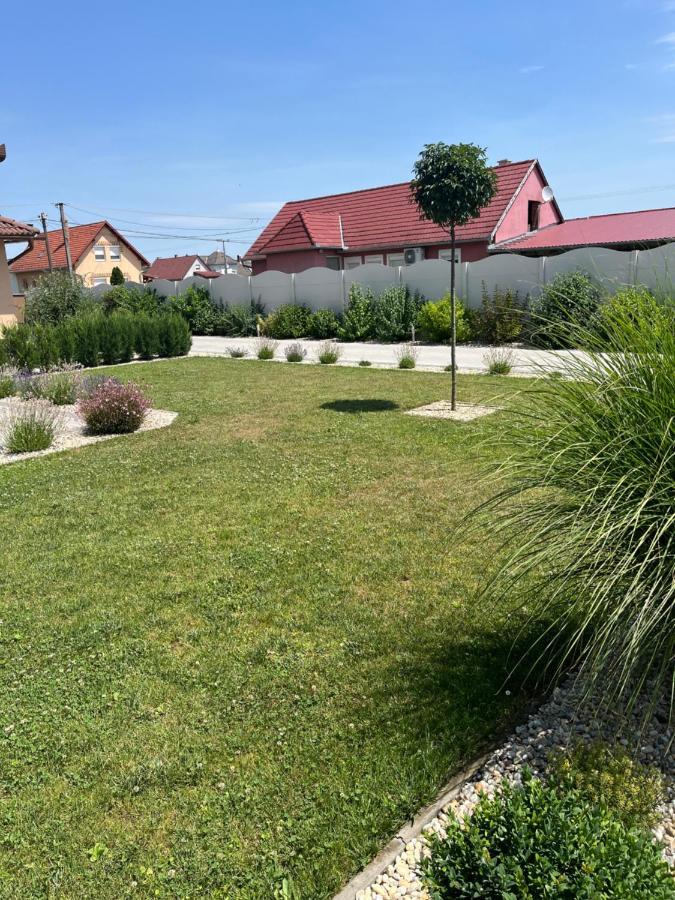 Rajczi Apartman Mohacs Luaran gambar
